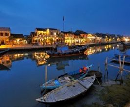 Tips for travelling Hoi An in Tet period
