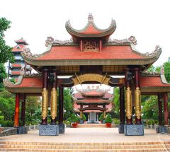 Cu Chi Tunnels