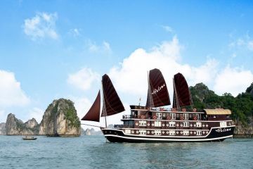 Hanoi City - Crusing Halong Bay and Relaxing in Phu Quoc Island