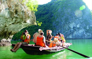 Ho Chi Minh - Cu Chi - Can Tho - Dalat - Nha Trang - Hoian - My Son - Hue - Hanoi - Halong