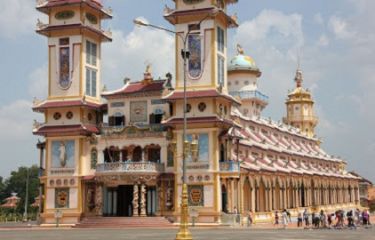 Cao Dai Temple