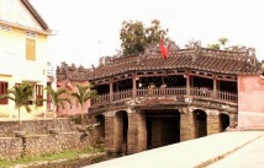 The Japanese covered bridge