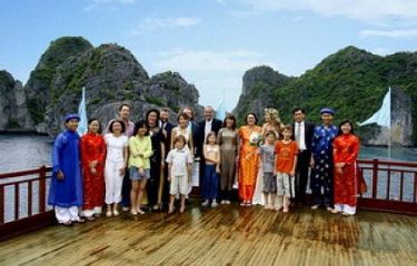 Travel to Halong Bay during Tet holiday