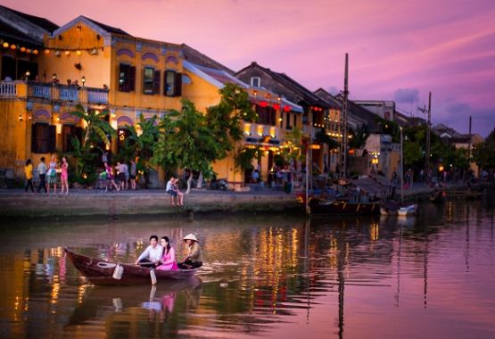 HOI AN NIGHT FOOD TOUR