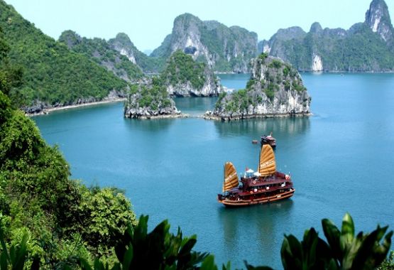 Combo Hanoi - Halong (4 Days - 3 Nights)