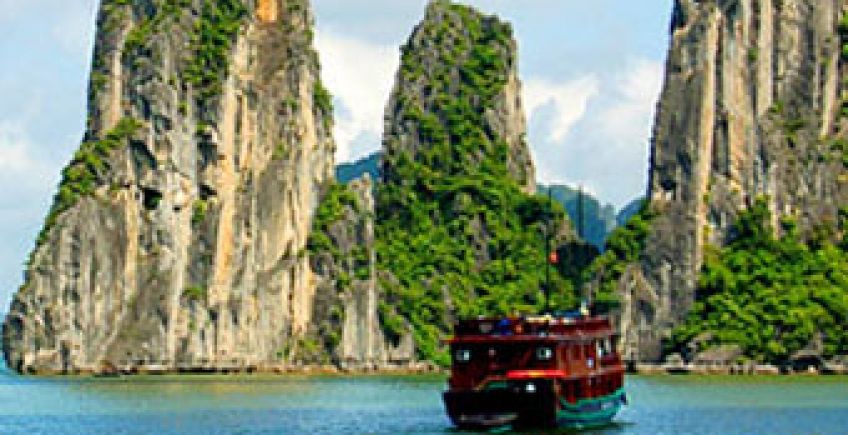 Halong Bay 