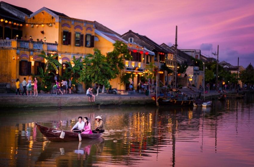 HOI AN NIGHT FOOD TOUR